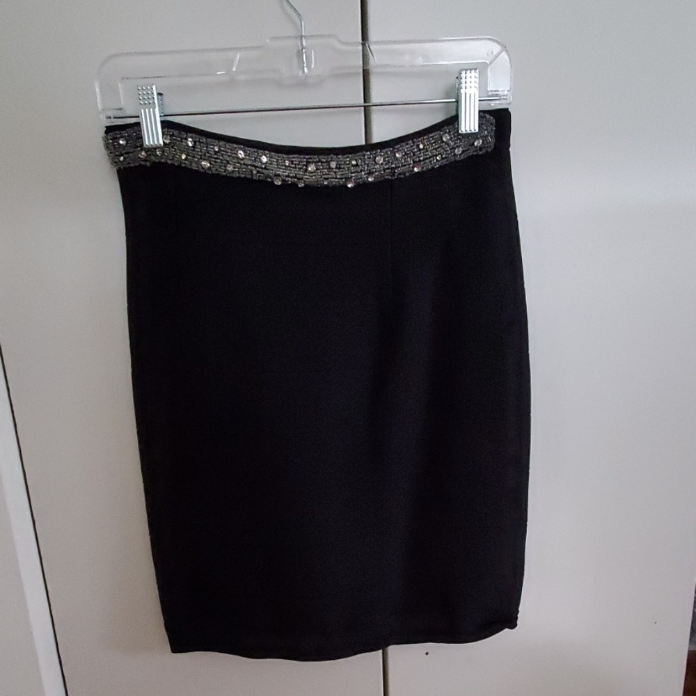 Sweewe Paris stretch black pencil skirt